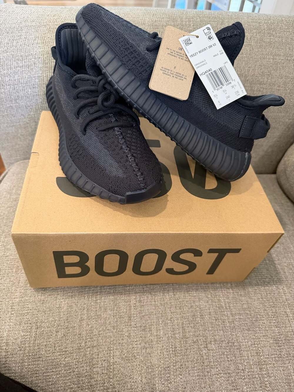 Adidas Yeezy Boost 350 V2 Onyx Size 6